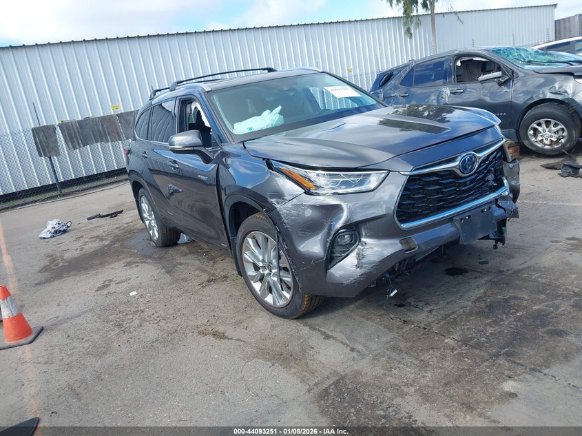 2021 Toyota Highlander Hybrid