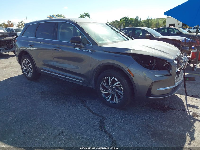 5LMCJ1CA1RUL11388 LINCOLN CORSAIR Photo 1