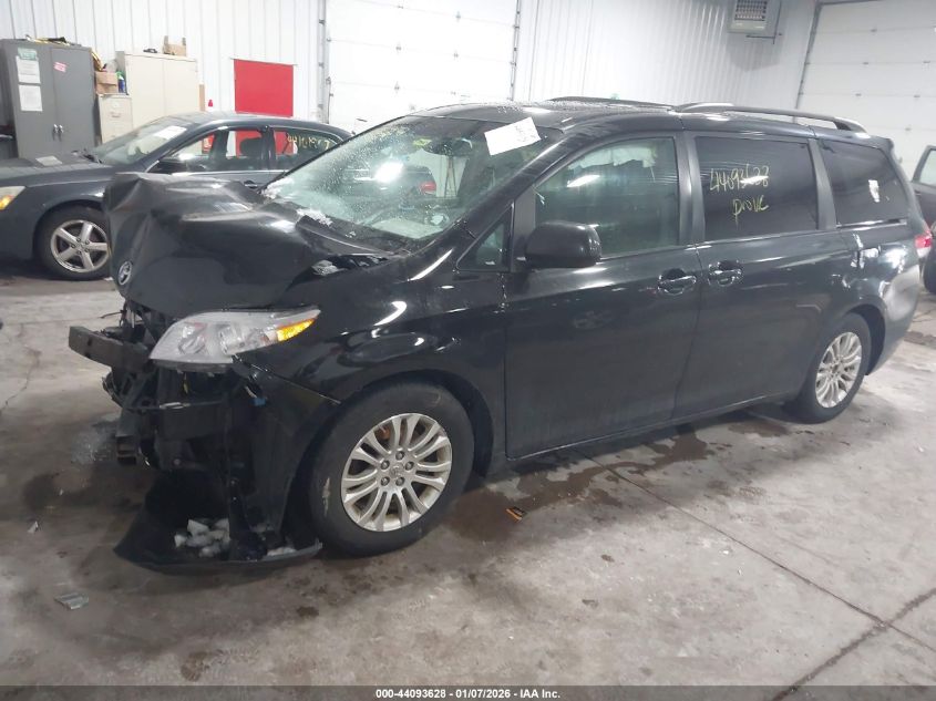 2014 Toyota Sienna Xle V6 8 Passenger