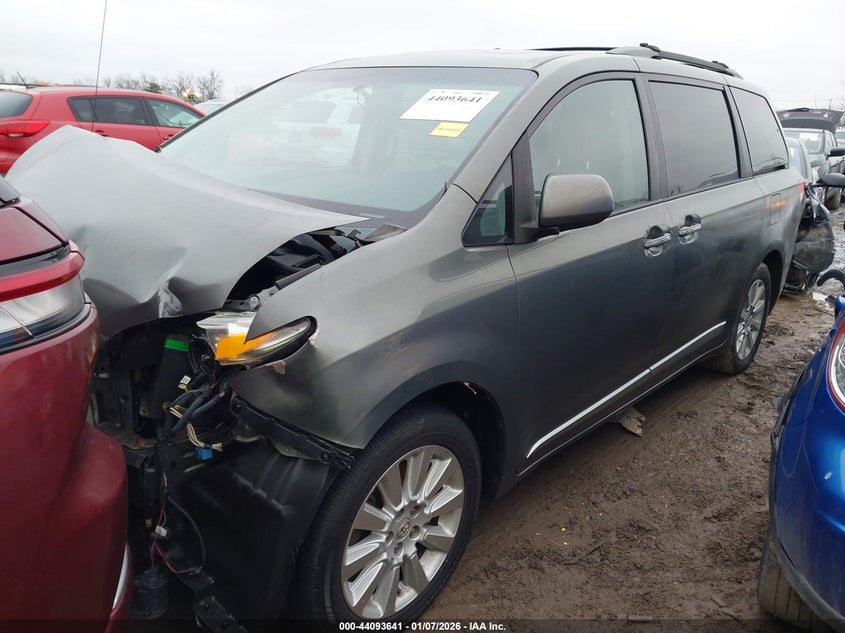 2012 Toyota Sienna Xle 7 Passenger