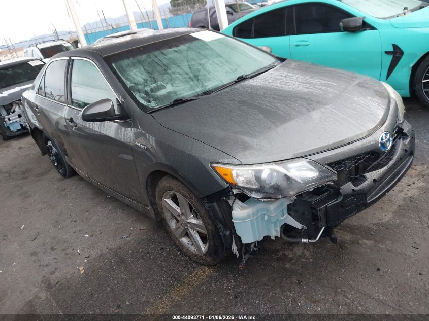 2014 Toyota Camry Hybrid