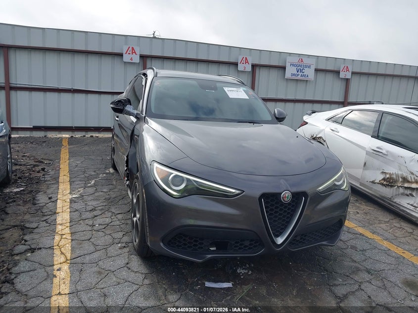 2018 Alfa Romeo Stelvio Sport Awd