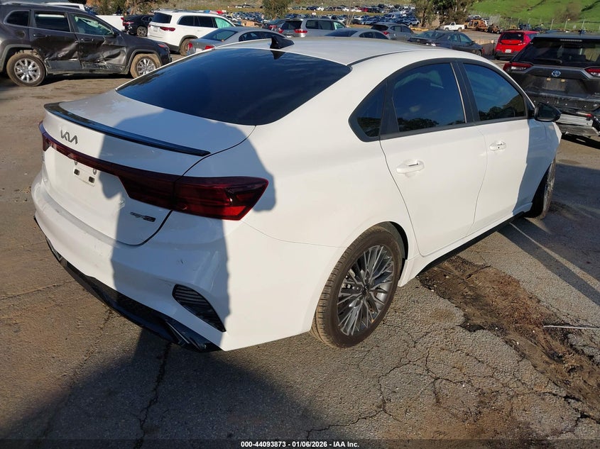 2024 Kia Forte Gt-Line