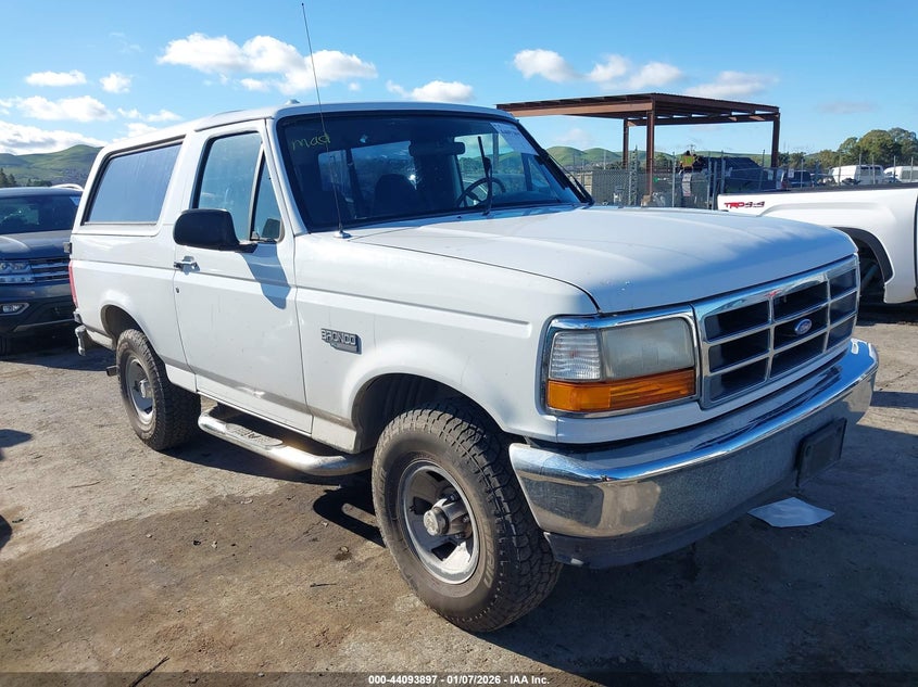 1FMEU15H4TLB13205 1996 Ford Bronco U100 auction photo 1