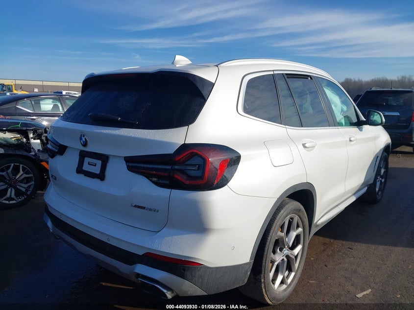 2023 BMW X3 xDrive30I