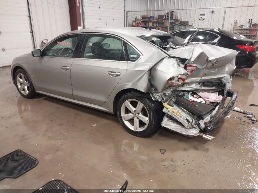 2013 Volkswagen Passat 2.5L Se