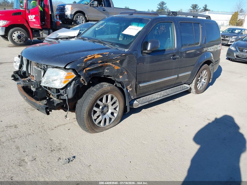 2011 Nissan Pathfinder Le