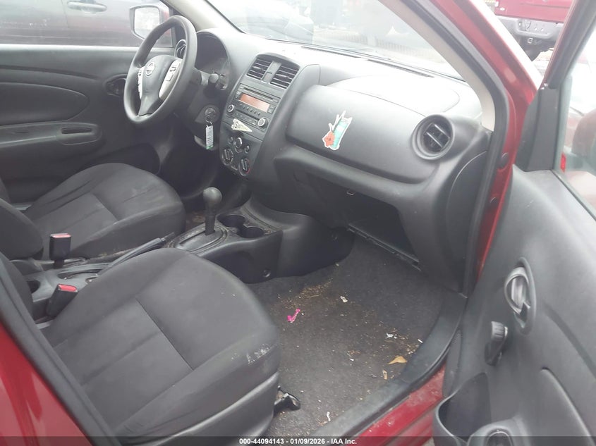 2016 Nissan Versa 1.6 S+