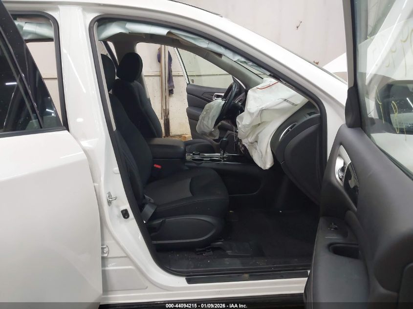 2018 Nissan Pathfinder Sv