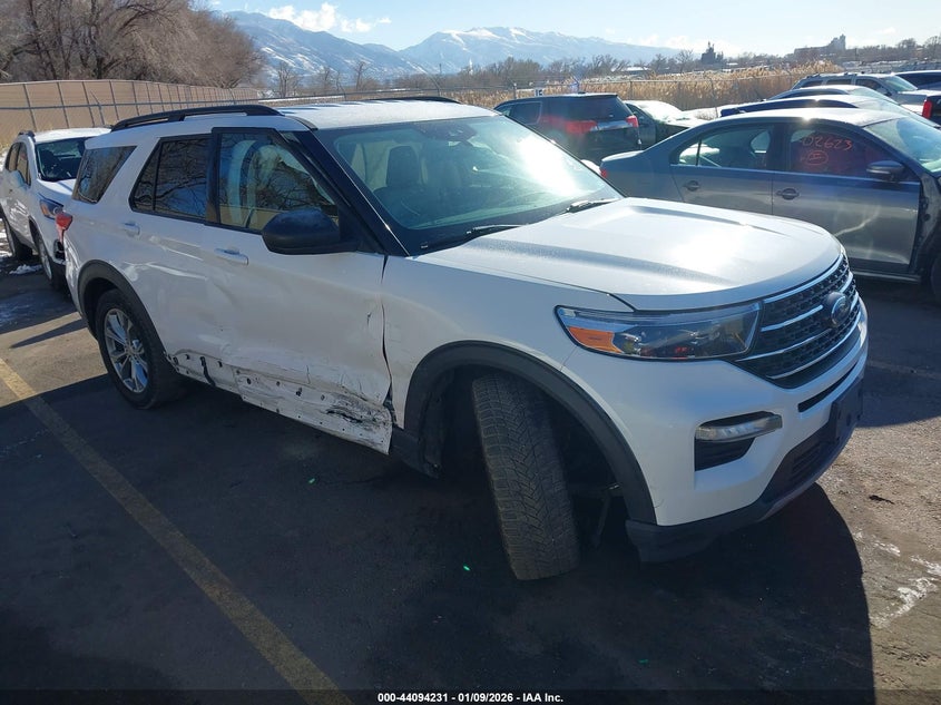 2020 Ford Explorer