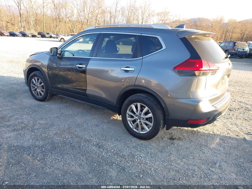 2017 Nissan Rogue Sv