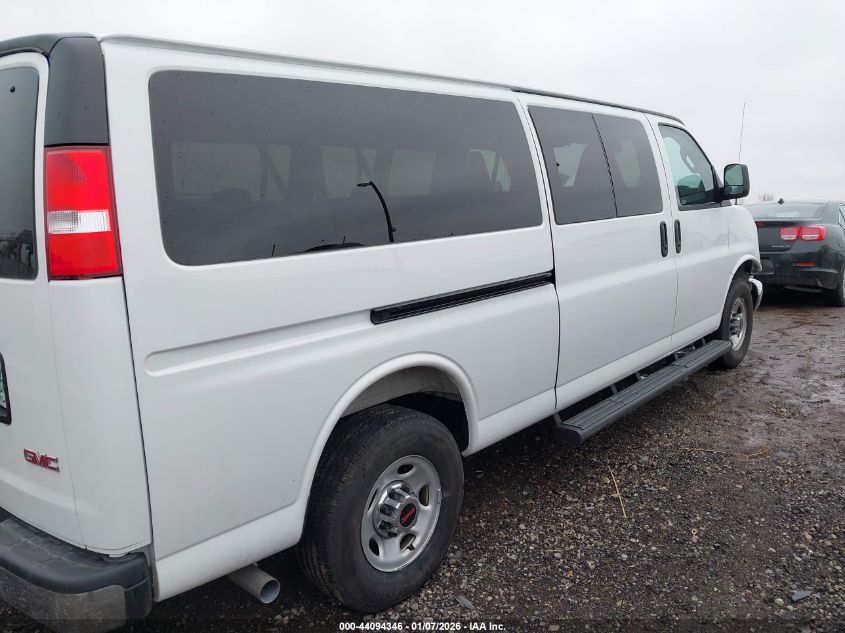 2025 GMC Savana Passenger Rwd 3500 Extended Wheelbase Lt