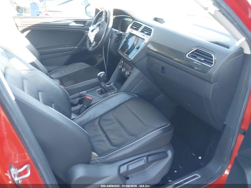 2018 Volkswagen Tiguan 2.0T Sel Premium