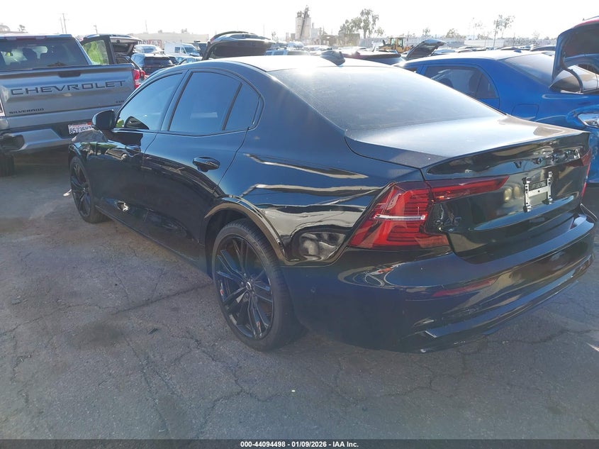 2024 Volvo S60 B5 Plus Black Edition