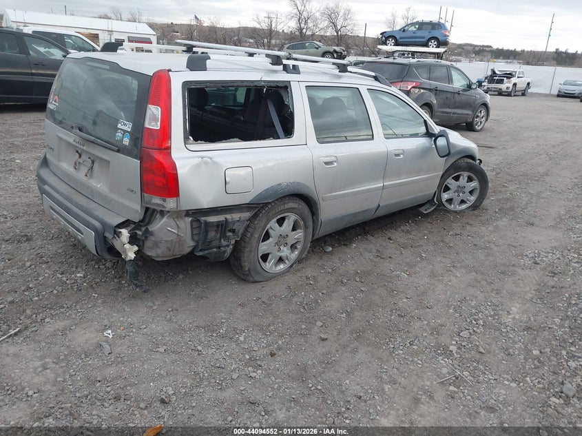 2005 Volvo Xc70 2.5T Awd
