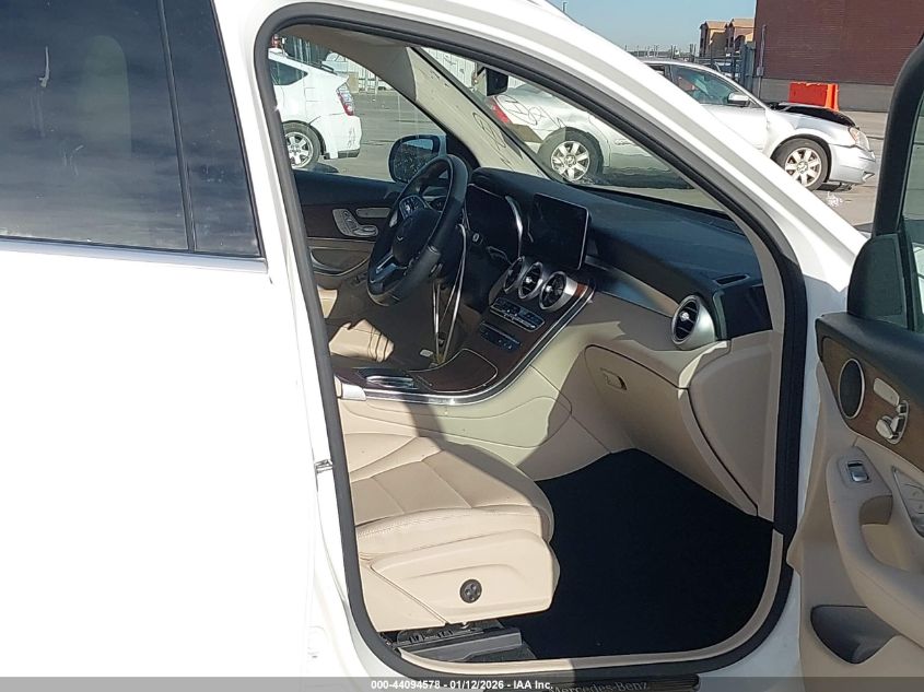 2022 Mercedes-Benz Glc 300 Suv