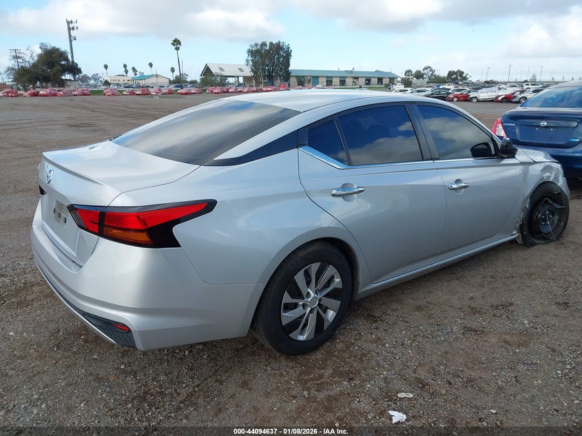 2022 Nissan Altima S Fwd