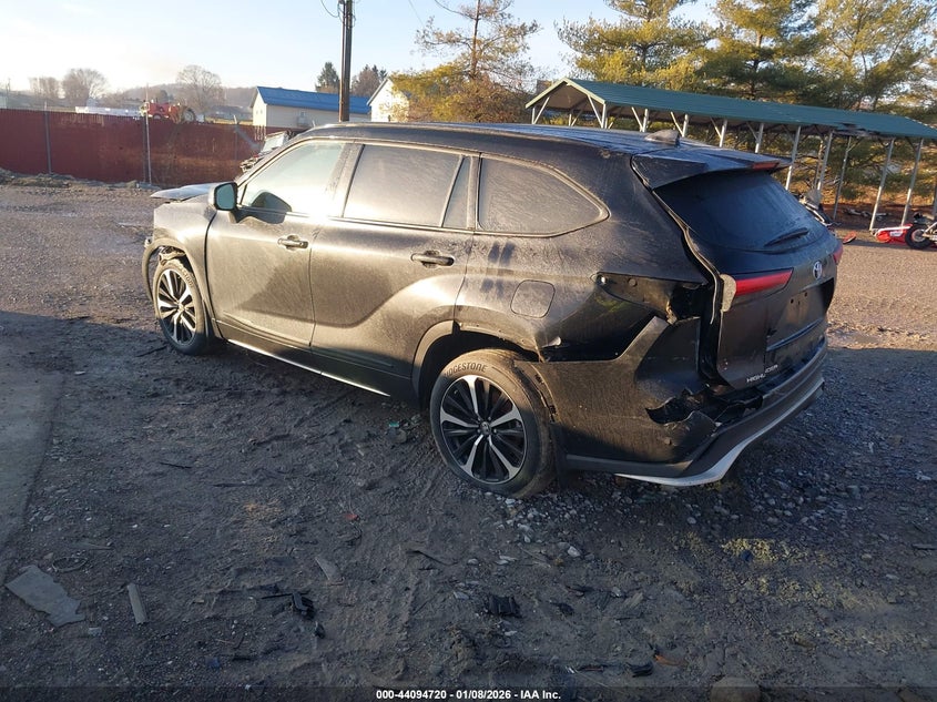 2022 Toyota Highlander Xse