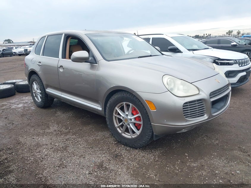 WP1AC29P04LA94147 2004 Porsche Cayenne Turbo auction photo 1