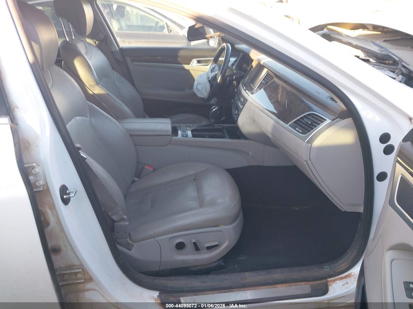 2016 Hyundai Genesis 3.8