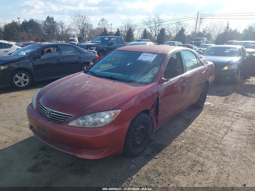 2005 Toyota Camry Le