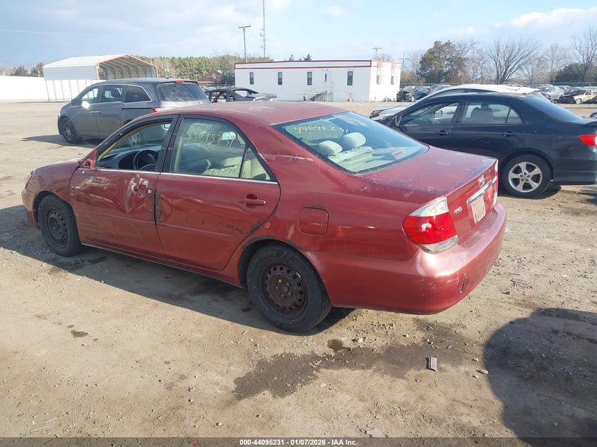 2005 Toyota Camry Le