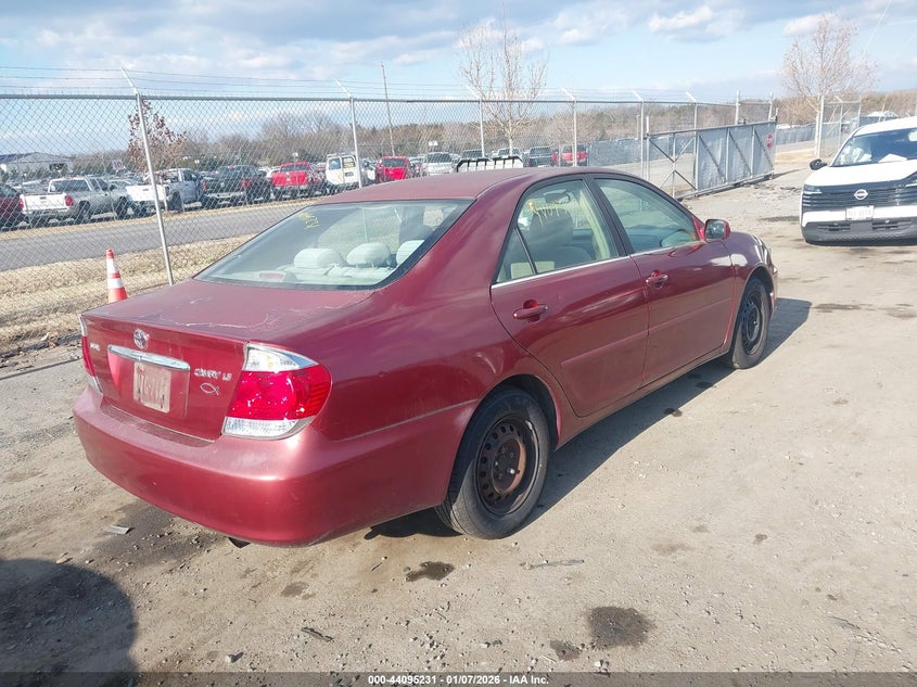 2005 Toyota Camry Le