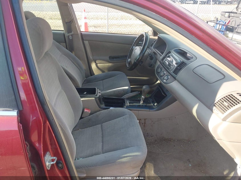 2005 Toyota Camry Le