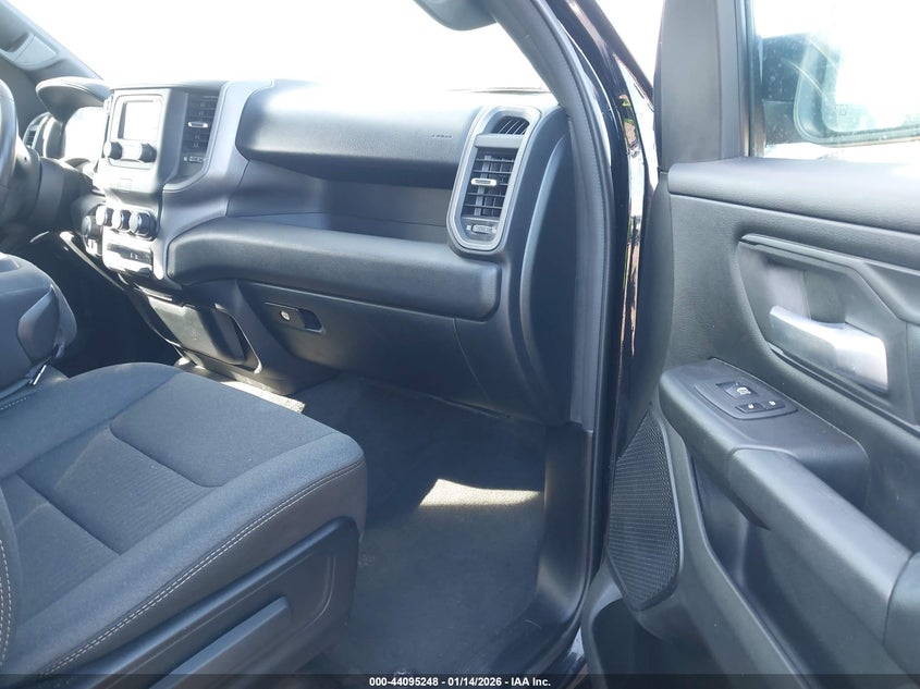 VIN 1C6SRECG5RN146163 2024 RAM 1500 TRADESMAN  4X2 "64" BOX
