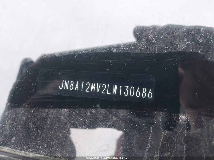 VIN JN8AT2MV2LW130686 2020 NISSAN ROGUE SV INTELLIGENT AWD