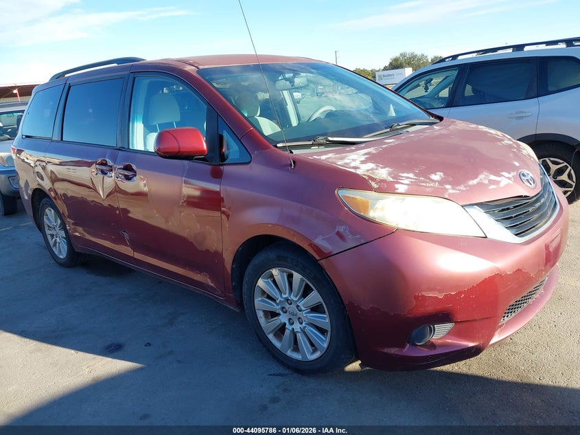 5TDJK3DC7BS002199 2011 Toyota Sienna Le auction photo 1