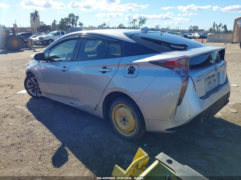2018 Toyota Prius Three Touring