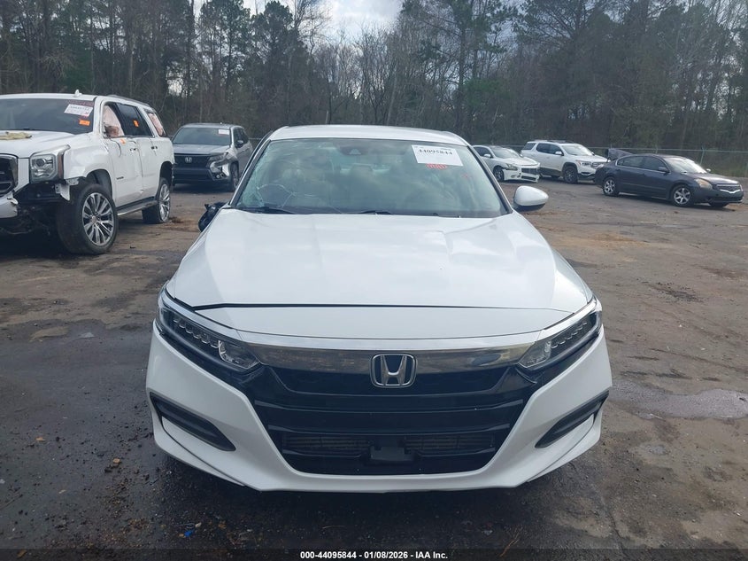 VIN 1HGCV1F14KA045560 2019 HONDA ACCORD LX