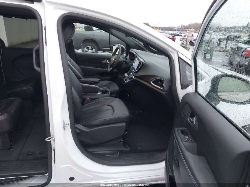 2025 Chrysler Pacifica - 2C4RC1BG6SR531923