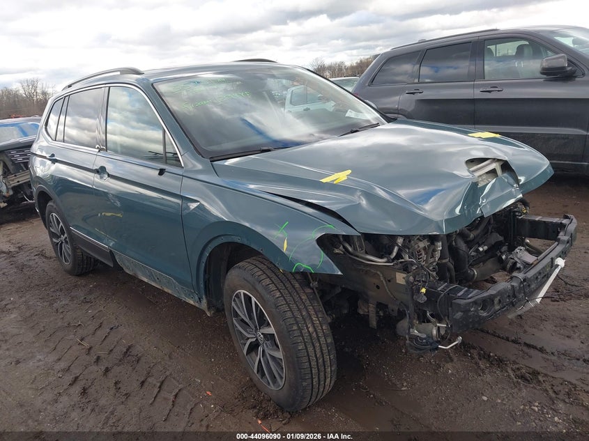 2020 Volkswagen Tiguan 2.0T Se/2.0T Se R-Line Black/2.0T Sel