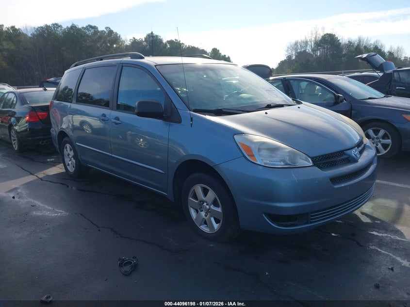 2005 Toyota Sienna Le