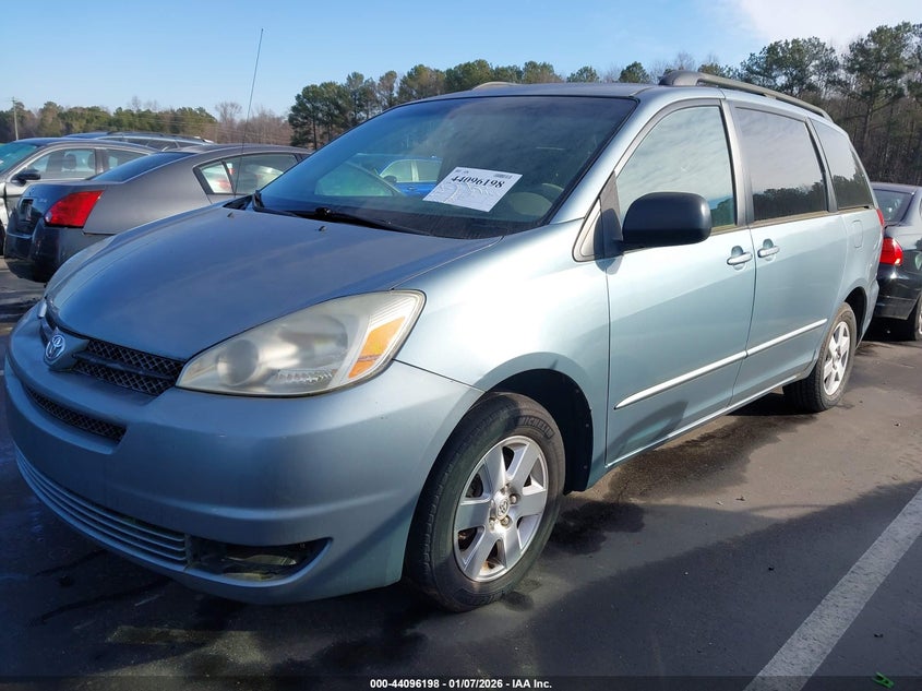 2005 Toyota Sienna Le