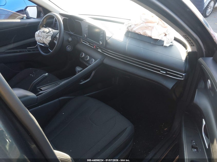 2021 Hyundai Elantra Se