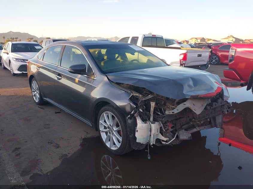 2015 TOYOTA AVALON — zdjęcie z aukcji