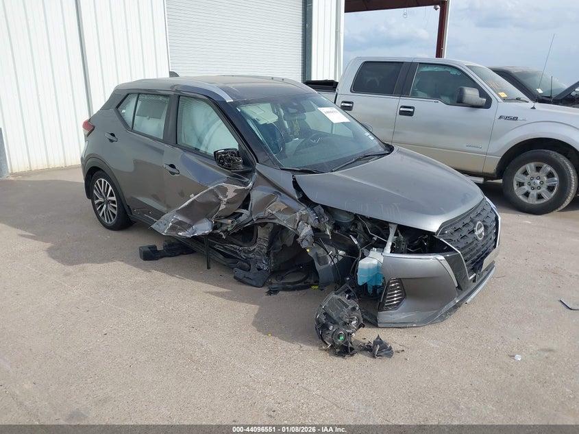 2024 Nissan Kicks Sv Xtronic Cvt