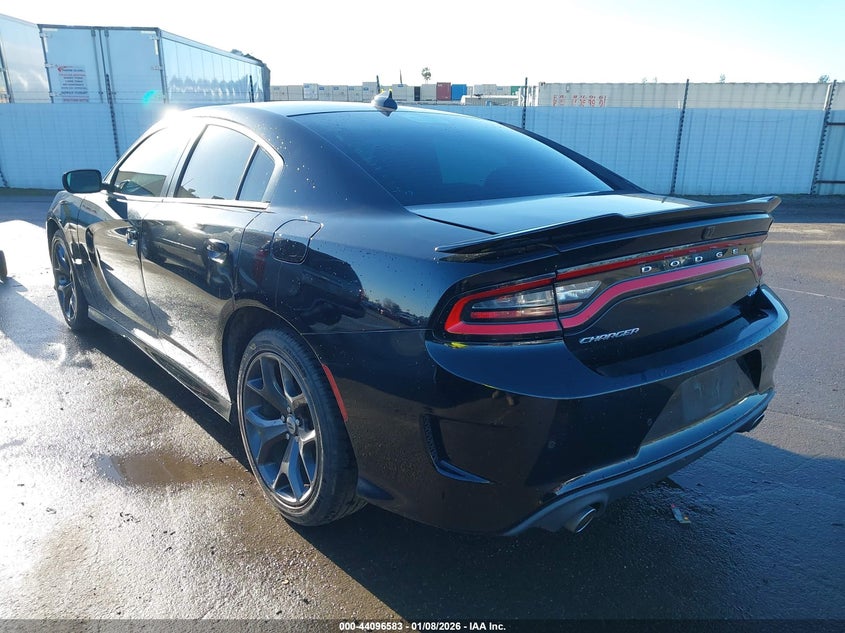 VIN 2C3CDXHG0KH567226 2019 DODGE CHARGER GT RWD