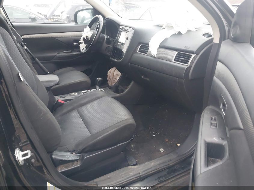 2014 Mitsubishi Outlander Se