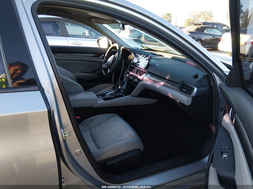 VIN 1HGCV1F11LA071129 2020 HONDA ACCORD LX
