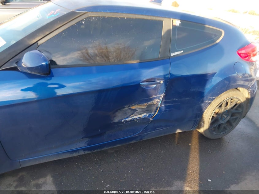 2016 Hyundai Veloster VIN: KMHTC6ADXGU289234 Lot: 44096772