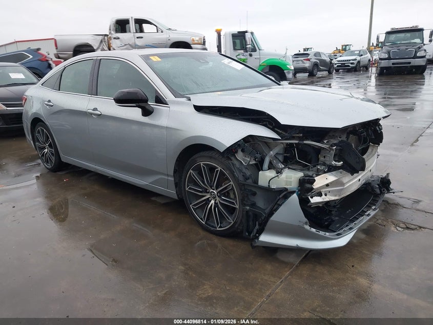 2019 Toyota Avalon Xse