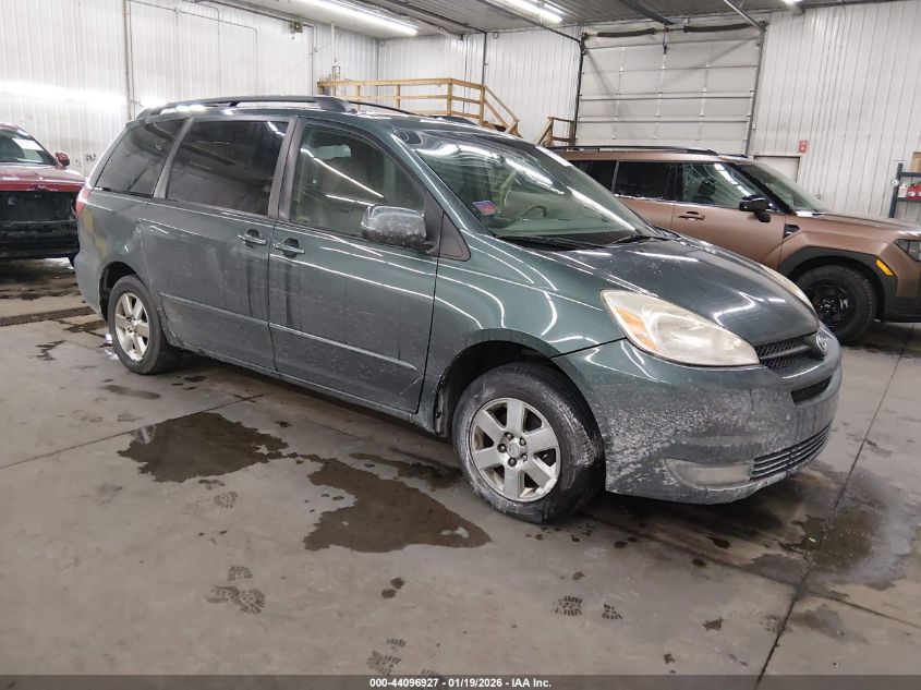 2004 Toyota Sienna