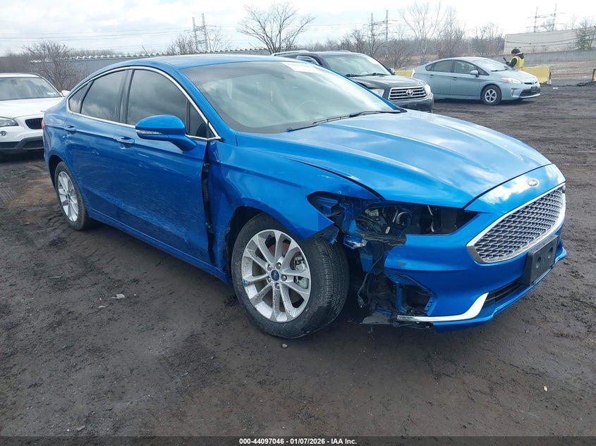 3FA6P0SU3KR258401 2019 Ford Fusion Energi Titanium auction photo 1