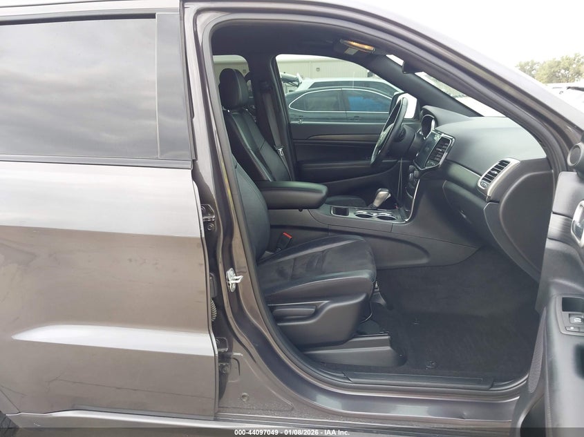 2021 Jeep Grand Cherokee Laredo X 4X2