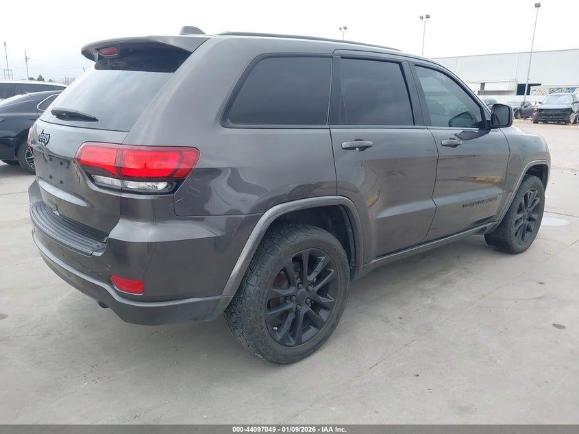 2021 Jeep Grand Cherokee Laredo X 4X2
