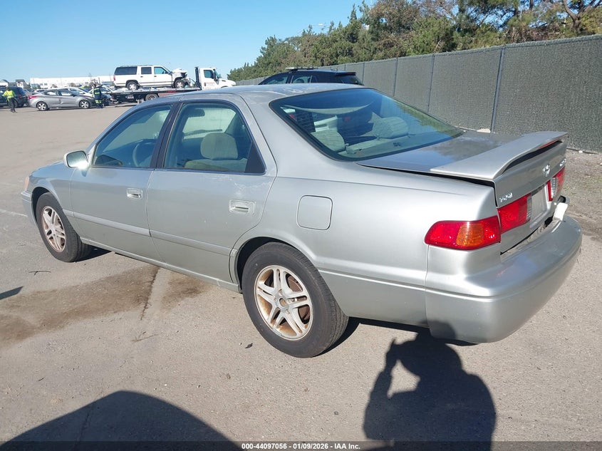 2000 Toyota Camry Le